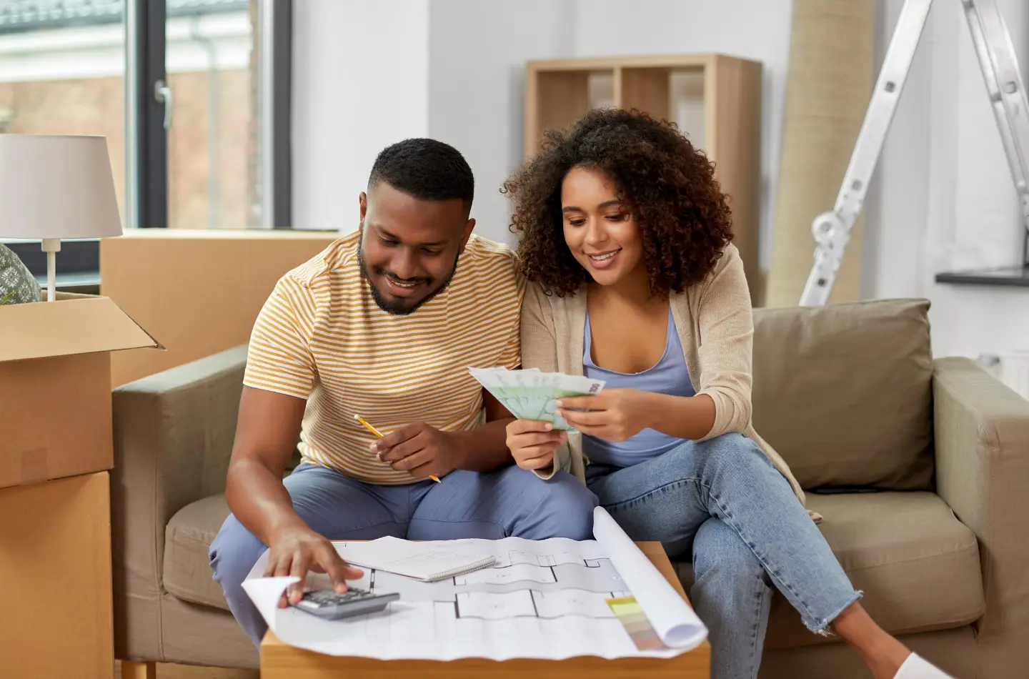 Strengthening Financial Goals: 5 Money-Saving Apps for Couples